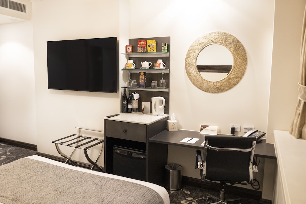 burke and wills hotel