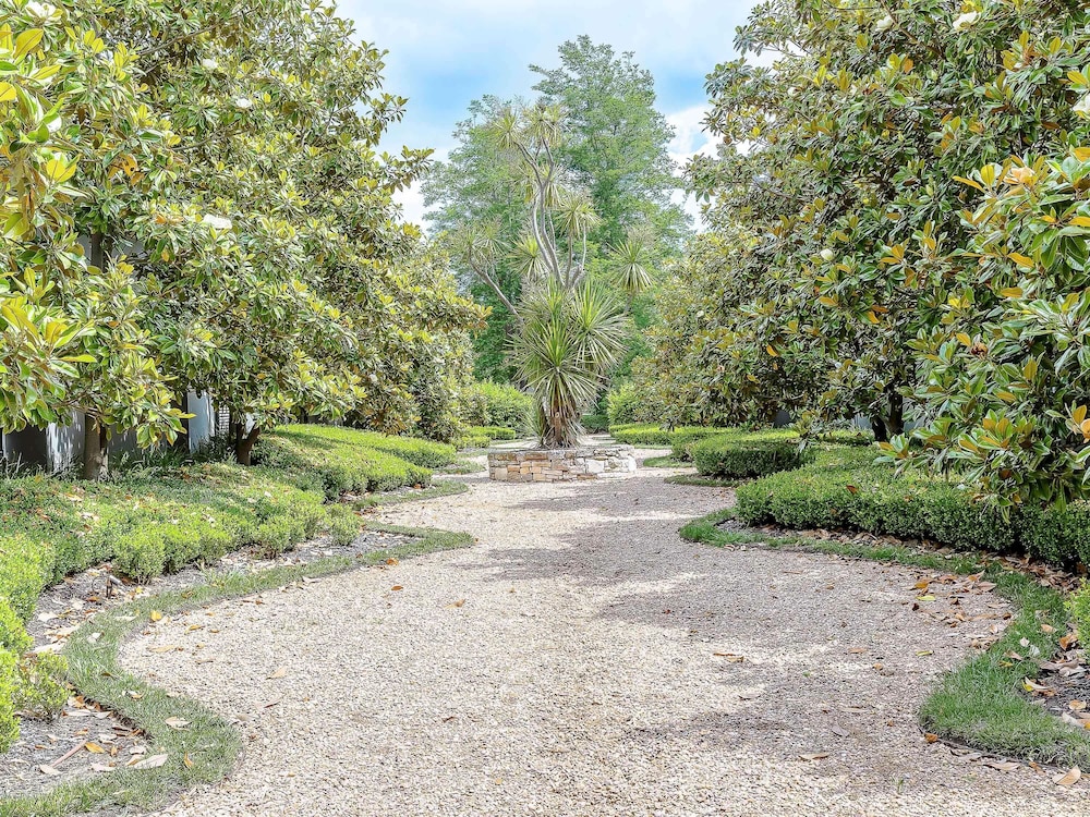 the sebel bowral heritage park