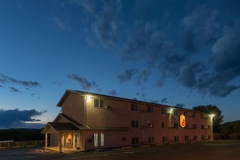 Super 8 By Wyndham Raton,New Mexico>>Raton,2 star