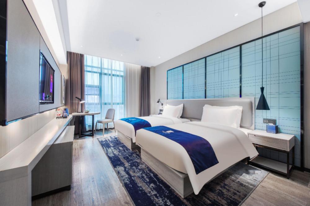 today inn changning qingyang road