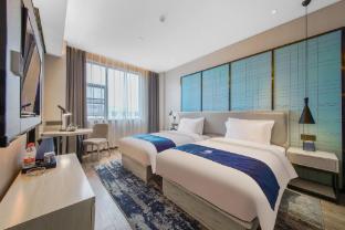 today inn changning qingyang road