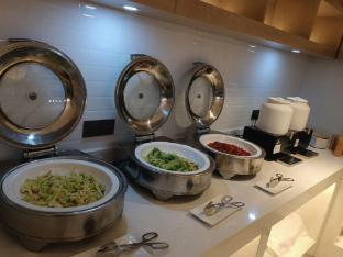 today inn changning qingyang road