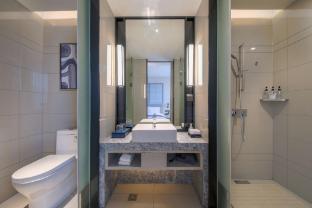 today inn changning qingyang road