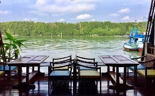 mahahsamut boutique homestay paknamprasae