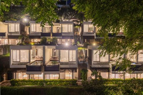 the sterling uluwatu