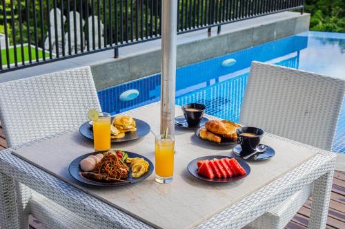 the sterling uluwatu