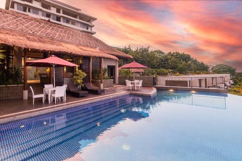 the sterling uluwatu