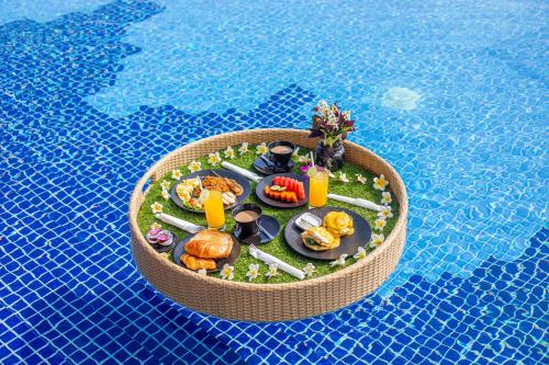 the sterling uluwatu