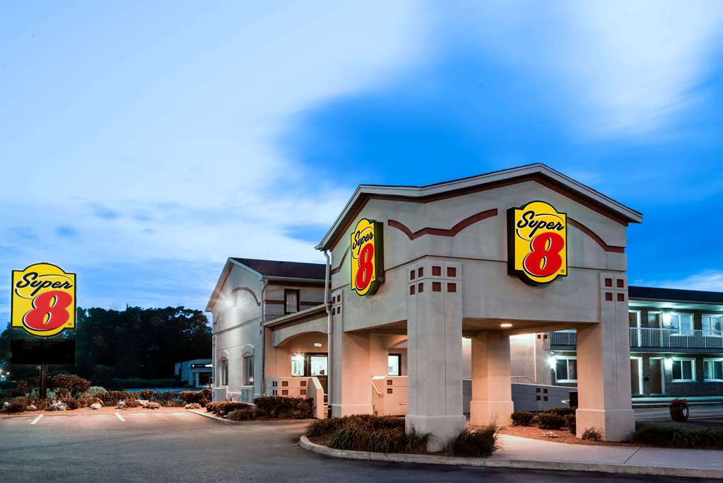 super 8 by wyndham guelph