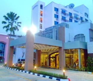 mayflower grande hotel phitsanulok