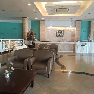 mayflower grande hotel phitsanulok