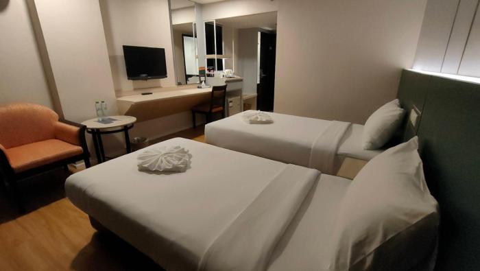 mayflower grande hotel phitsanulok
