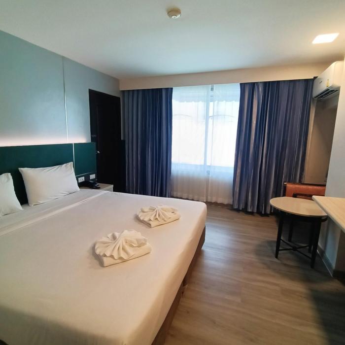 mayflower grande hotel phitsanulok