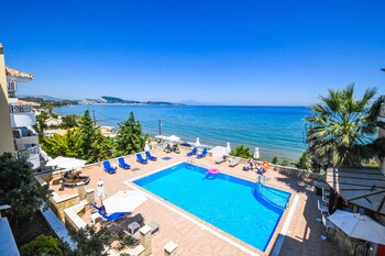nefeli beach hotel