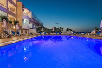 nefeli beach hotel
