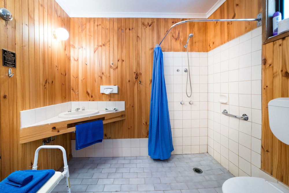 kookaburra motor lodge