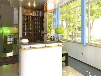 hotel caravan