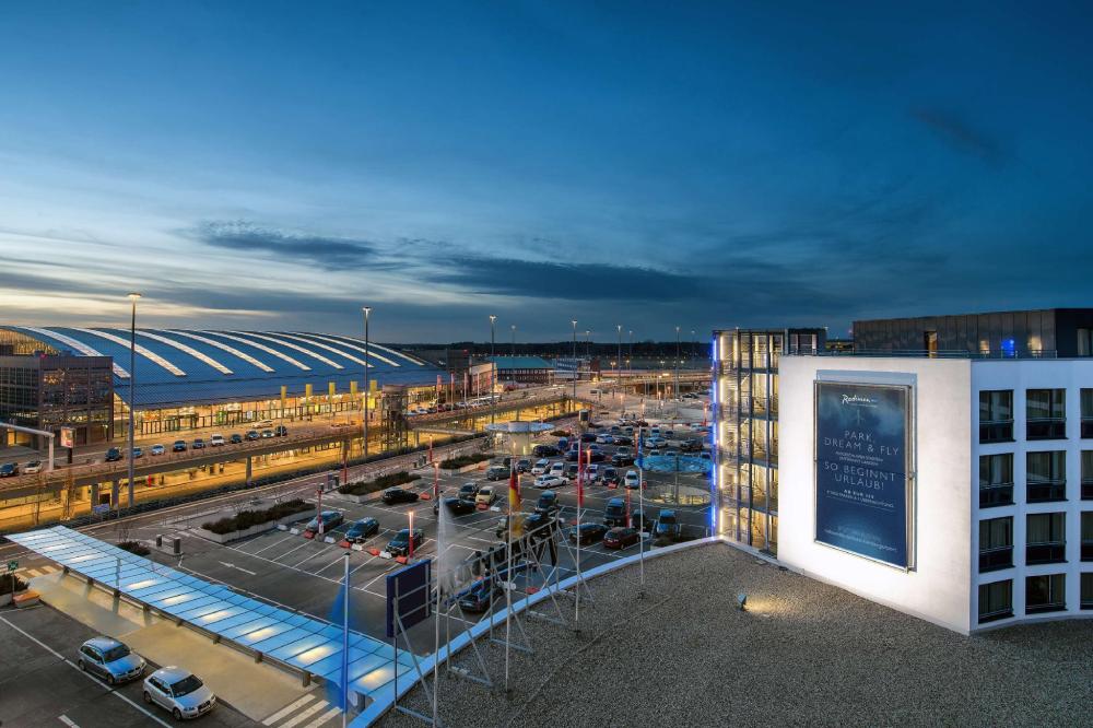 radisson blu hotel hamburg airport