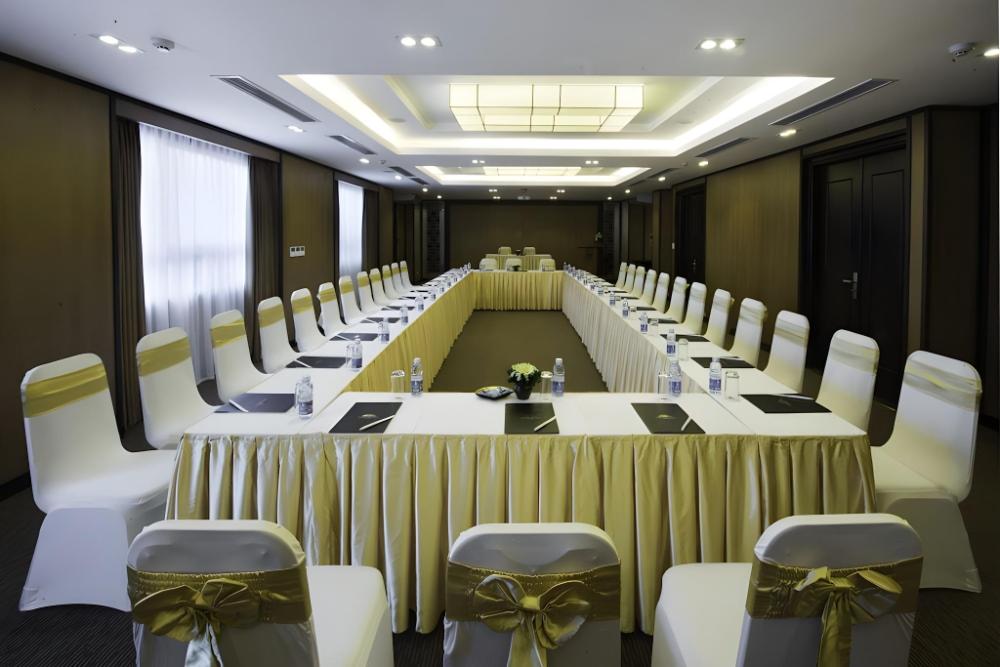 thang long opera hotel