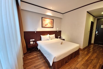 thang long opera hotel