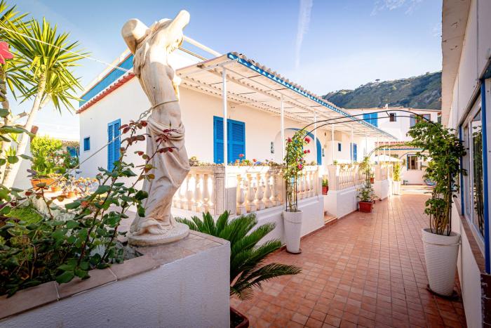 casa adolfo ischia