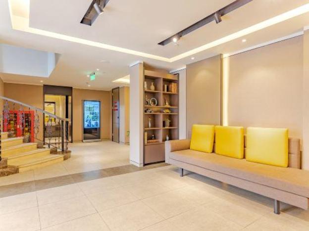home inn plus hefei huaihelu pedestrian street