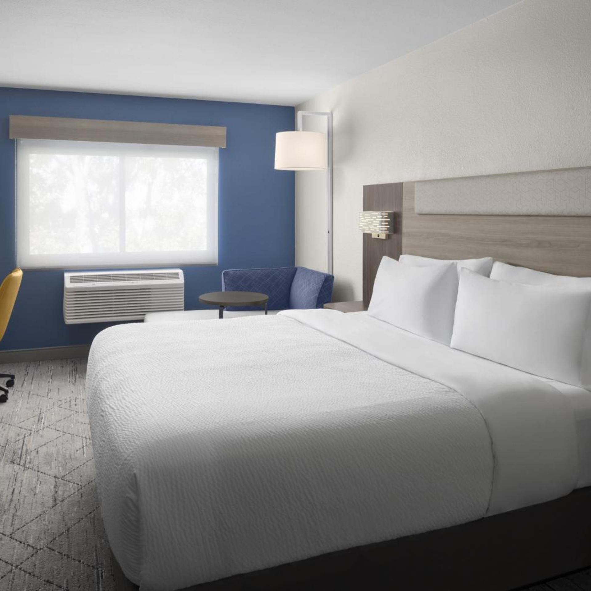 holiday inn express and suites montrose