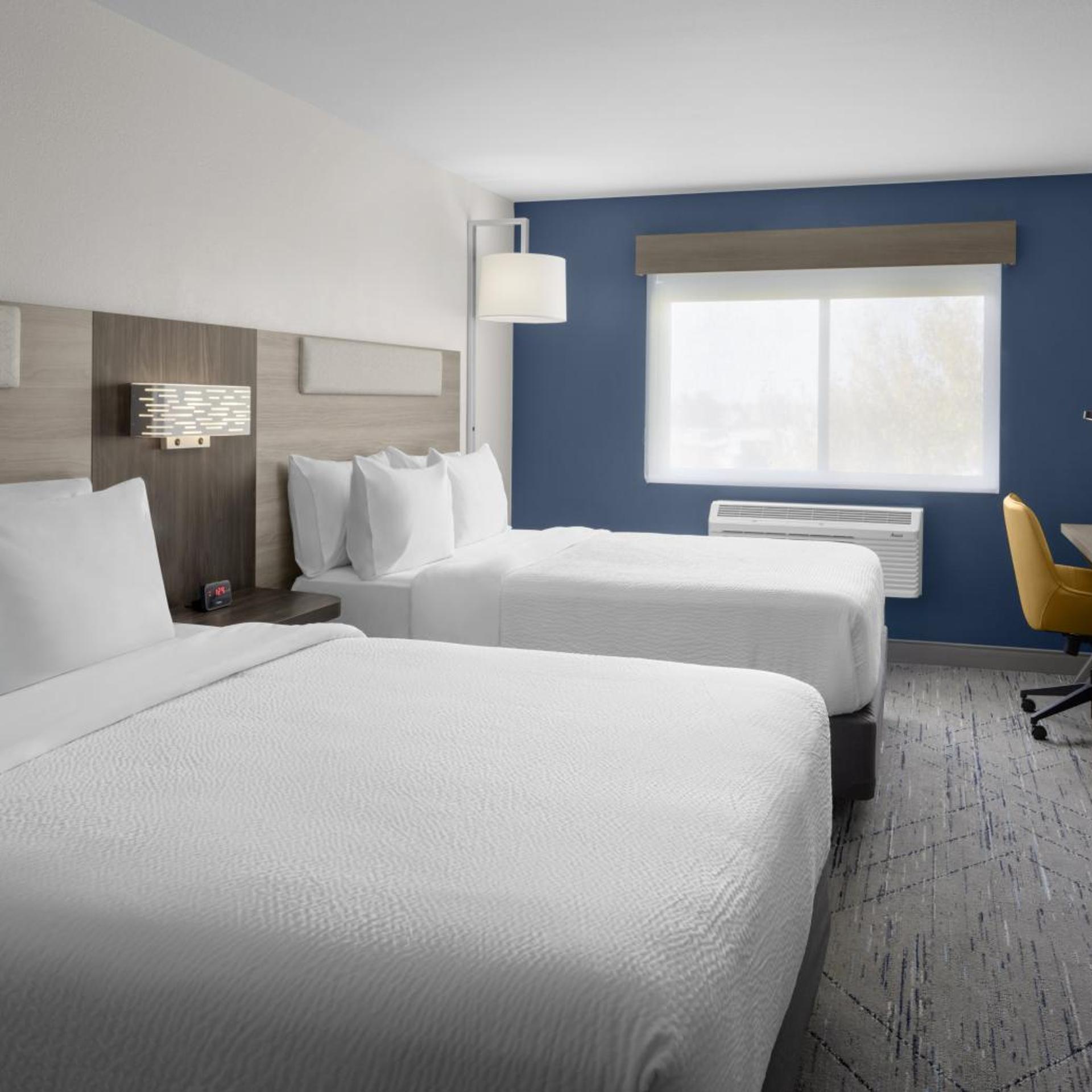 holiday inn express and suites montrose