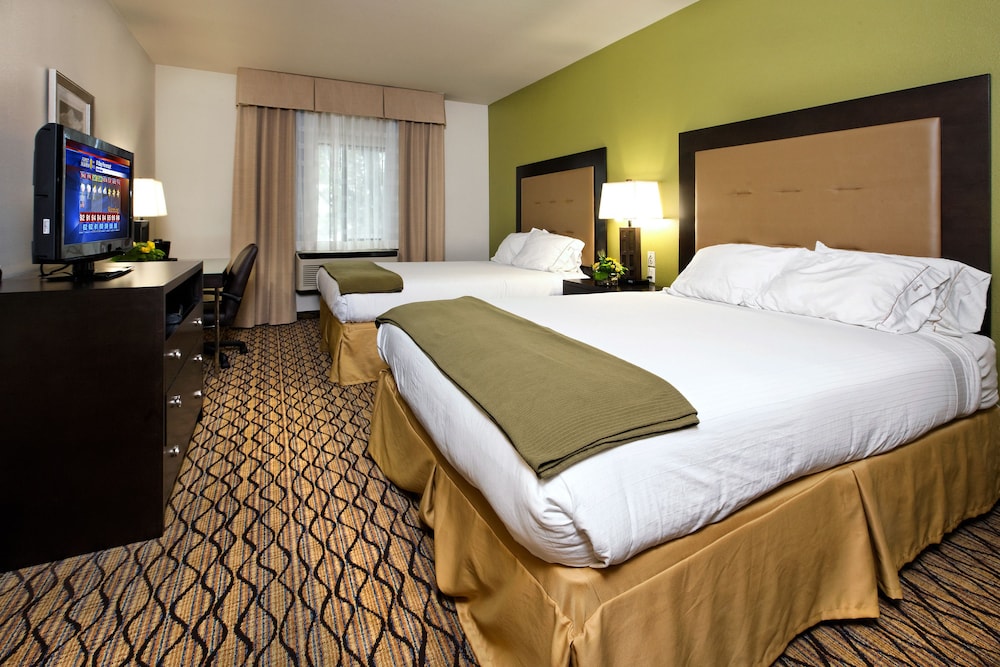 holiday inn express and suites montrose