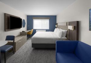 holiday inn express and suites montrose