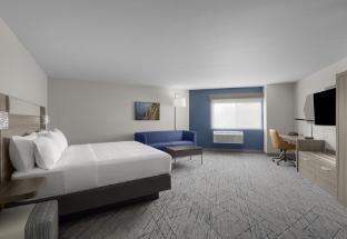 holiday inn express and suites montrose