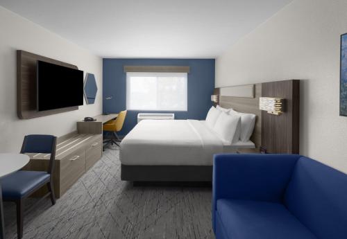 holiday inn express and suites montrose