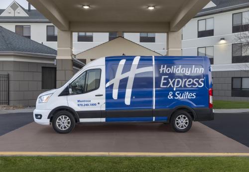 holiday inn express and suites montrose