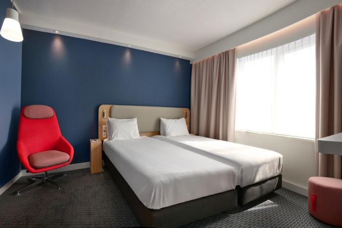 holiday inn express hasselt by ihg