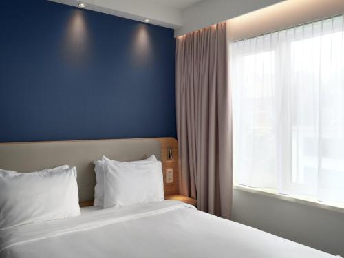 holiday inn express hasselt by ihg