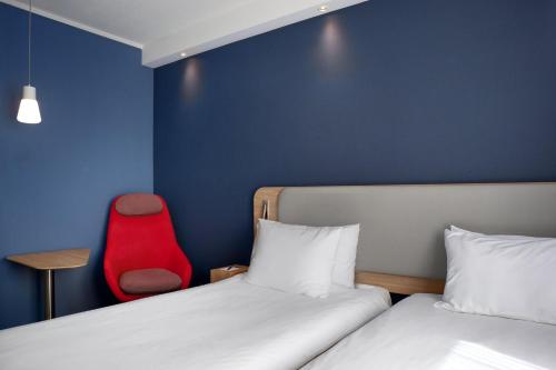 holiday inn express hasselt by ihg