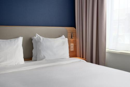 holiday inn express hasselt by ihg