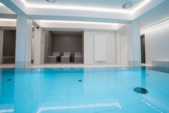 astoria hotel and medical spa