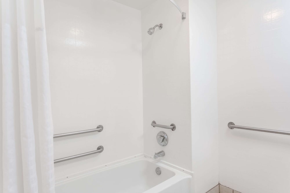 super 8 by wyndham foley