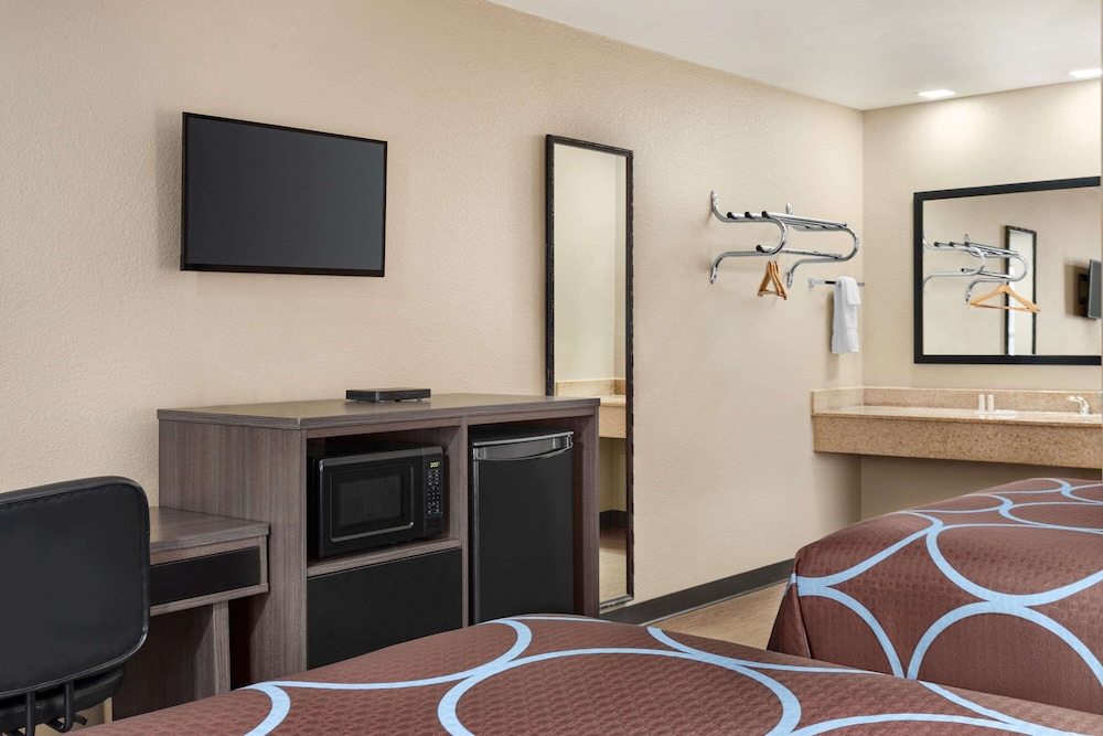 super 8 by wyndham foley