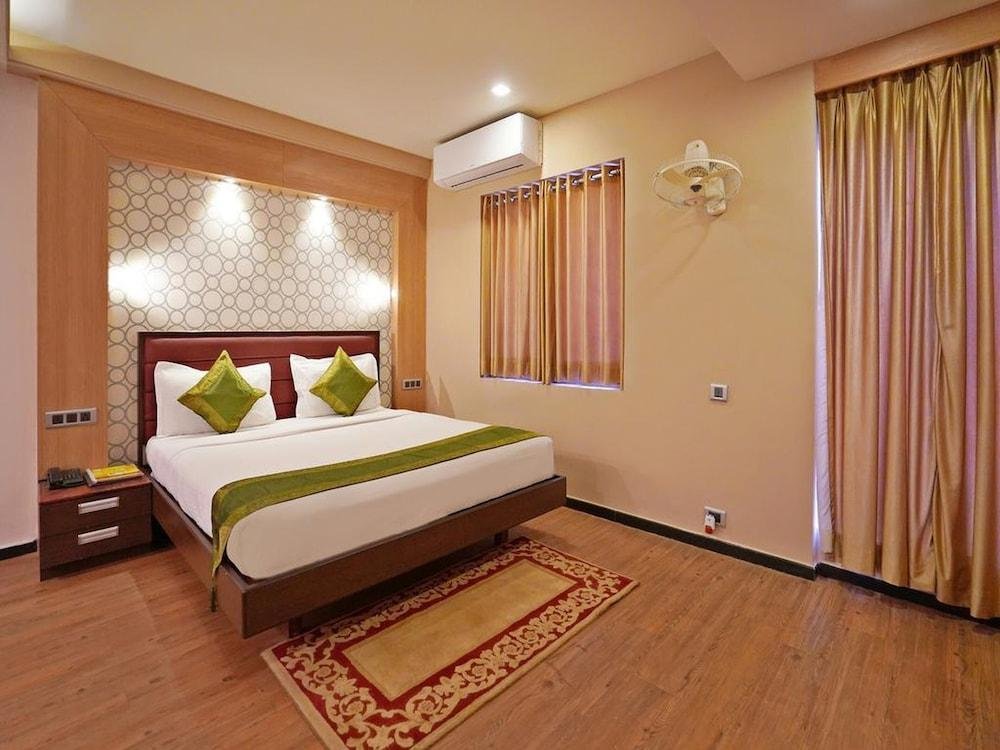 gold coast beach resort