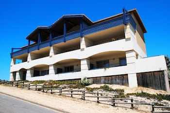 residence nemea les gourbets