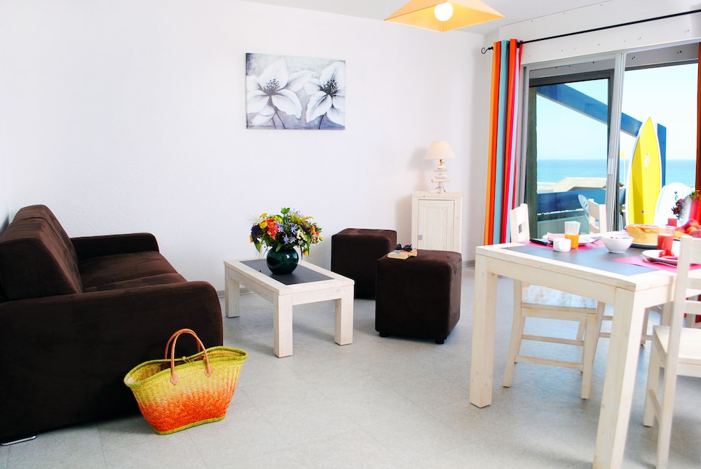 residence nemea les gourbets