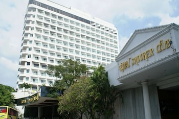 royal twins palace hotel