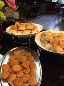 royal twins palace hotel