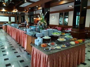 royal palace hotel pattaya