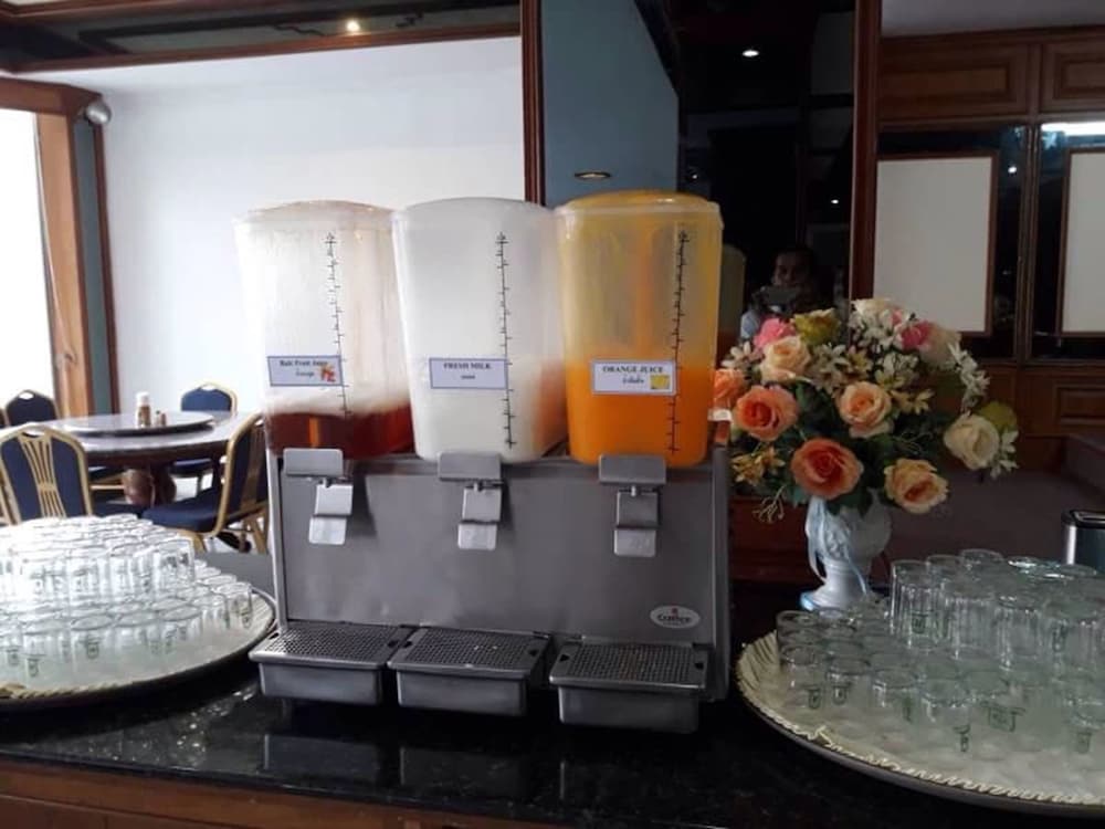 royal palace hotel pattaya