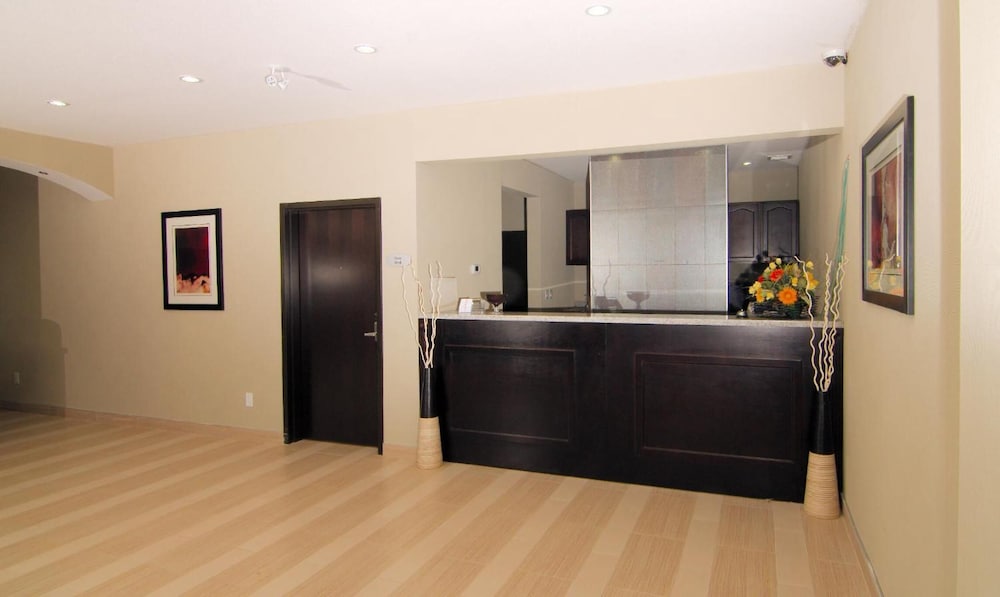 paradise inn and suites redwater