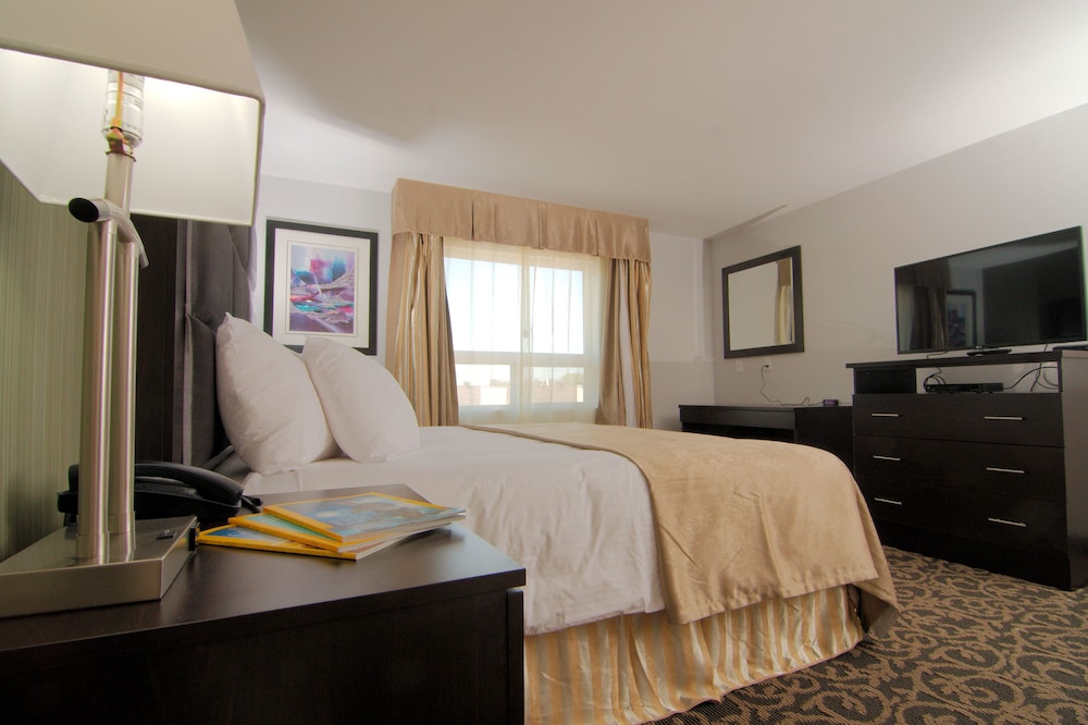 paradise inn and suites redwater