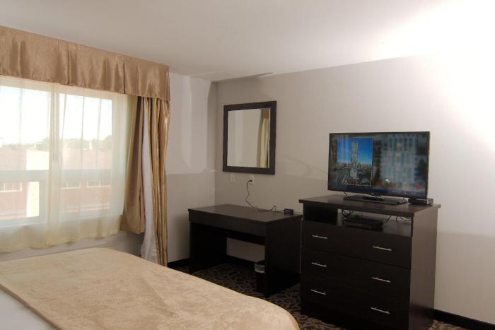 paradise inn and suites redwater